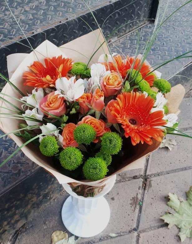 Букет цветов из: Герберы, Хризантемы, Альстромерии и Розы в Верхние Татышлы
