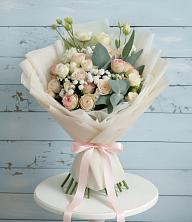 Букет цветов из:  Розы и Лизиантусы в Верхние Татышлы