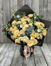 Букет цветов из:  Розы и Лизиантусы в Верхние Татышлы