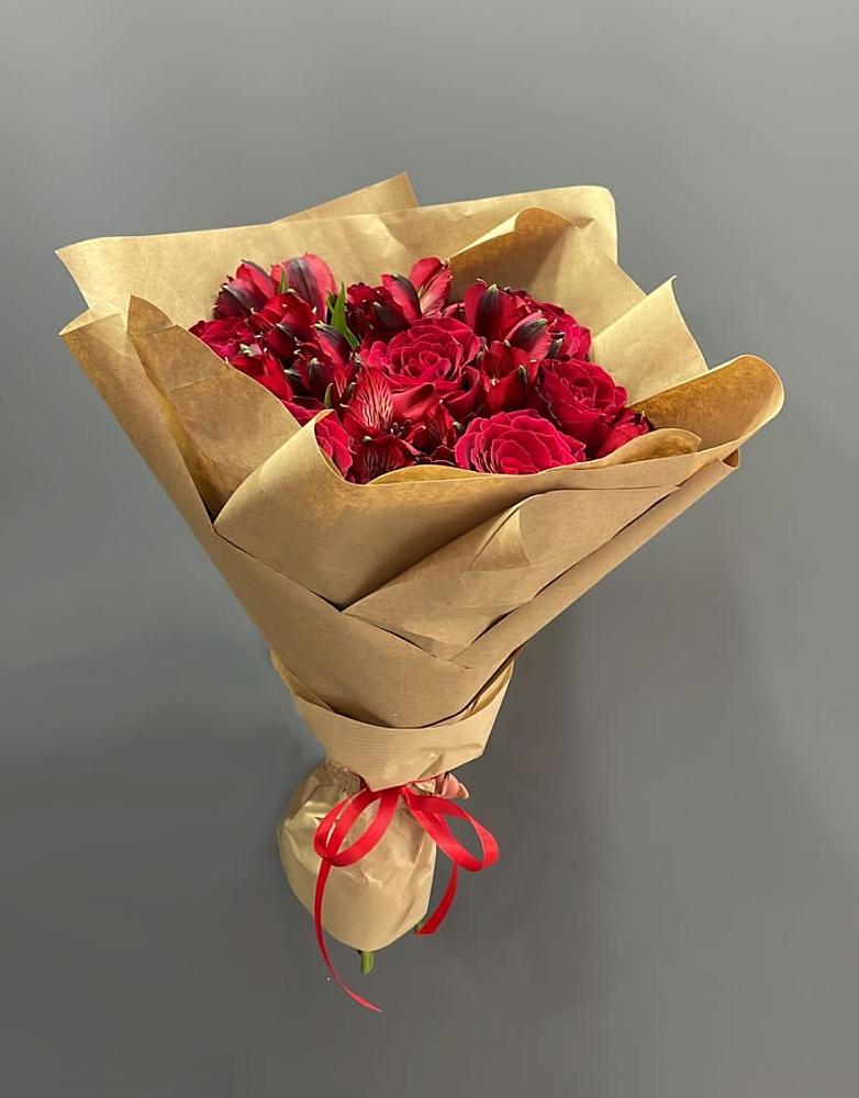 Букет цветов из: Альстромерии и Розы в Верхние Татышлы