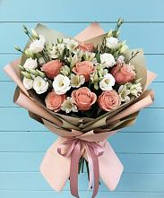 Букет цветов из:  Розы, Альстромерии и Лизиантусы в Верхние Татышлы