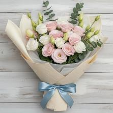 Букет цветов из:  Лизиантусы в Верхние Татышлы