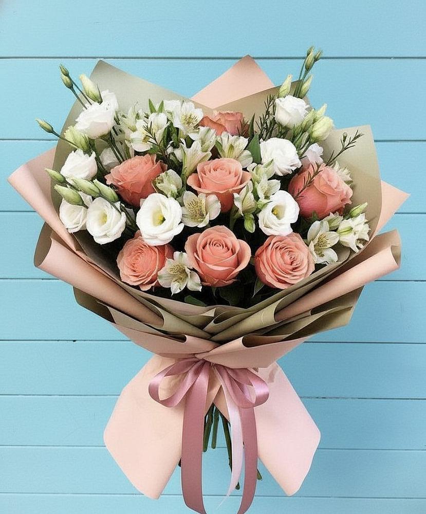 Букет цветов из: Розы, Альстромерии и Лизиантусы в Верхние Татышлы