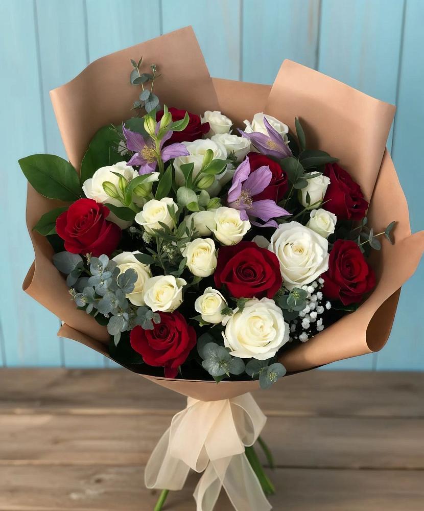 Букет цветов из: Розы и Альстромерии в Верхние Татышлы