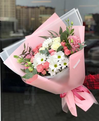 Букет цветов из: Розы, Лизиантусы и Хризантемы в Верхние Татышлы