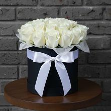 Цветочная композиция из Розы в шляпной коробке в Верхние Татышлы